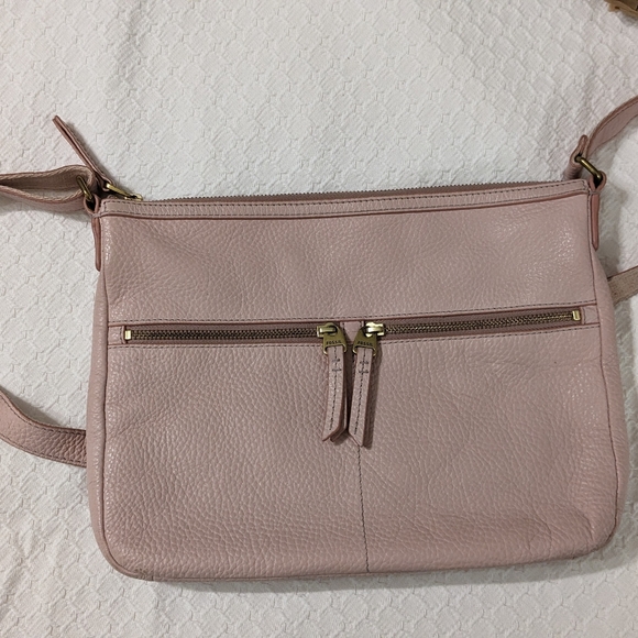 FOSSIL Shoulder/Crossbody. Pink. Leather. Excellent Condition - Picture 1 of 7